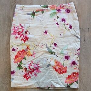 Melanie Lyne Floral Print Women's Skirt Size 6 Spring Or Summer Office